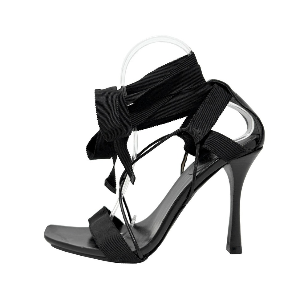 Gucci Tom Ford Fall 2002 Runway Black Lace Up Ankle Tie Heels US 8